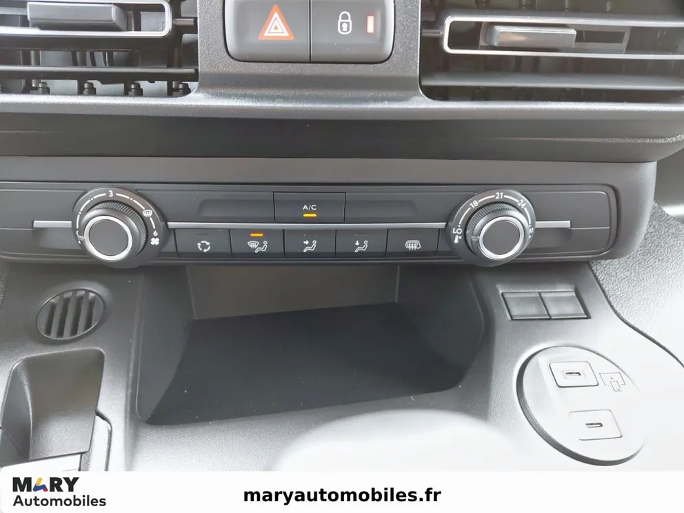 Véhicule occasion 1227549 - opel COMBO (30) - Photo 16