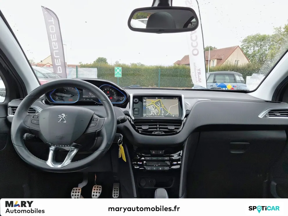 Véhicule occasion 1231867 - peugeot 208 - Photo 8