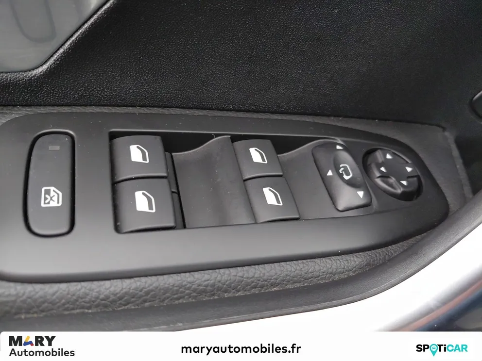 Véhicule occasion 1231867 - peugeot 208 - Photo 15