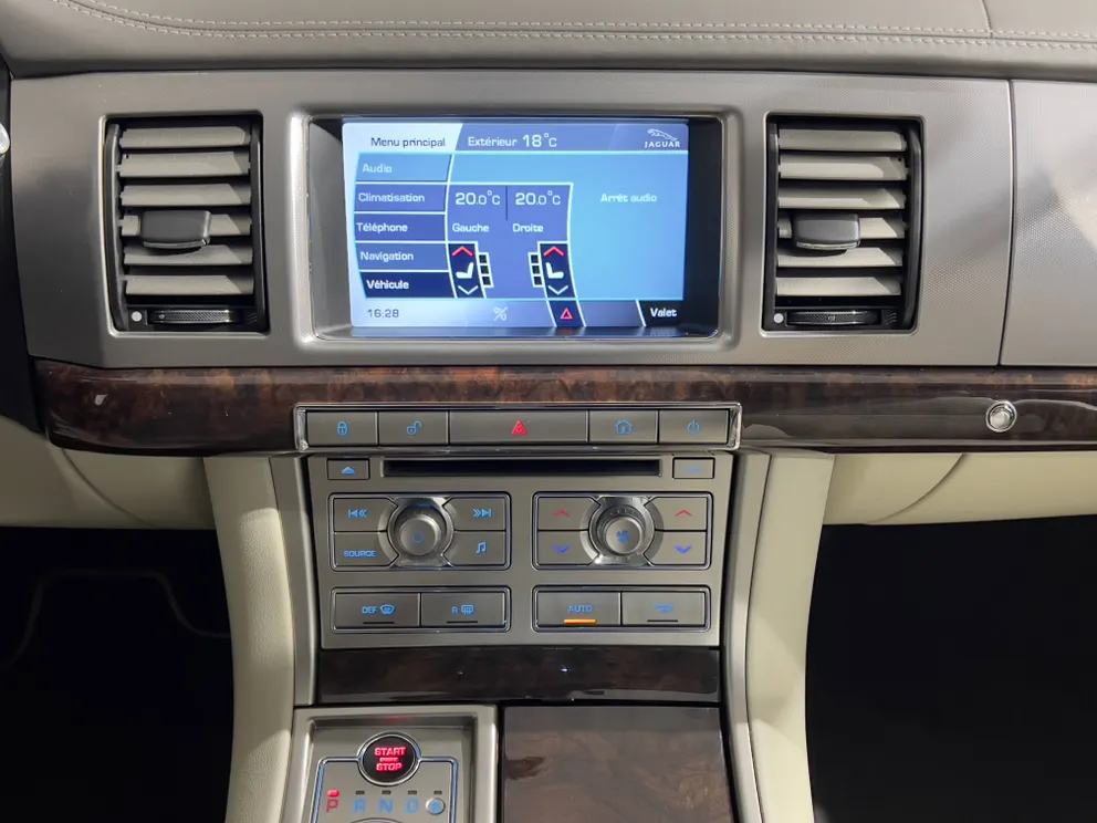 Véhicule occasion 77217 - jaguar XF - Photo 20