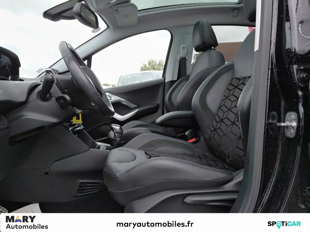 Véhicule occasion 1231867 - peugeot 208 - Photo 13