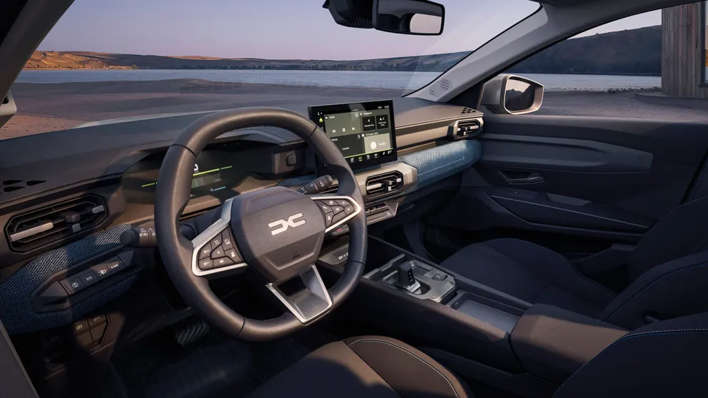 dacia striker interieur