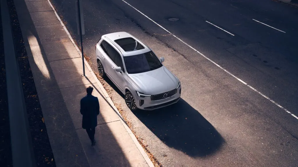 vOLVO xc90