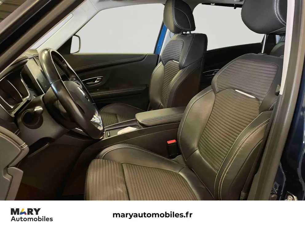 Véhicule occasion 1230429 - renault SCENIC - Photo 20