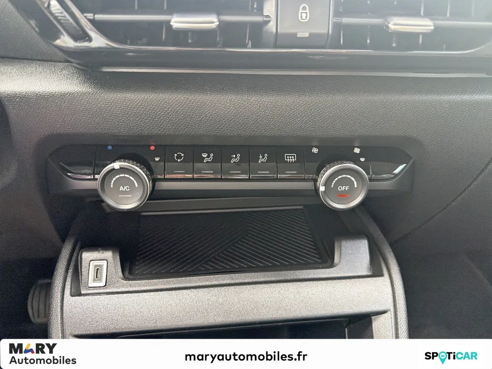 Véhicule occasion 1236383 - Citroën C4 - Photo 16