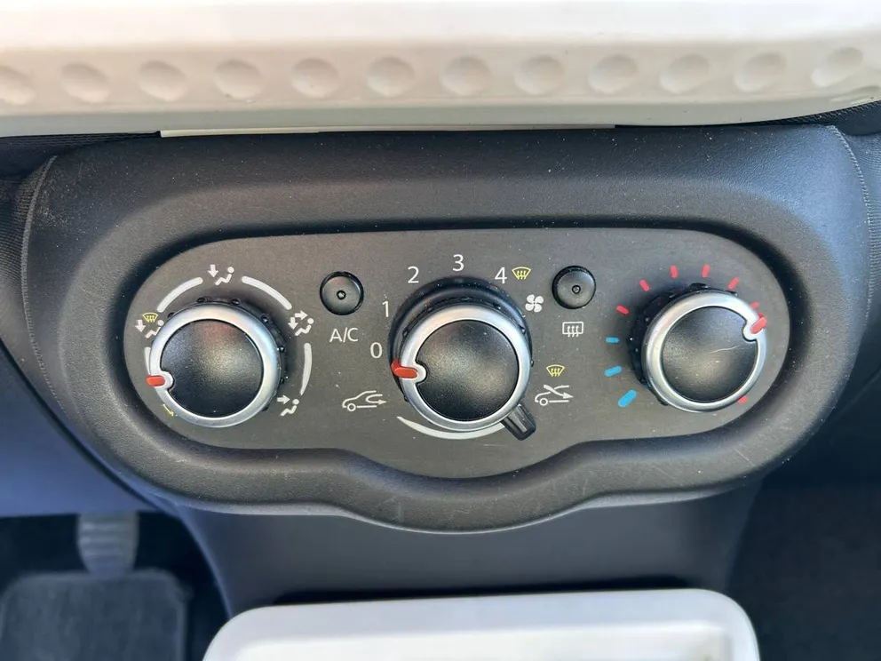 Véhicule occasion 225996 - renault TWINGO - Photo 16