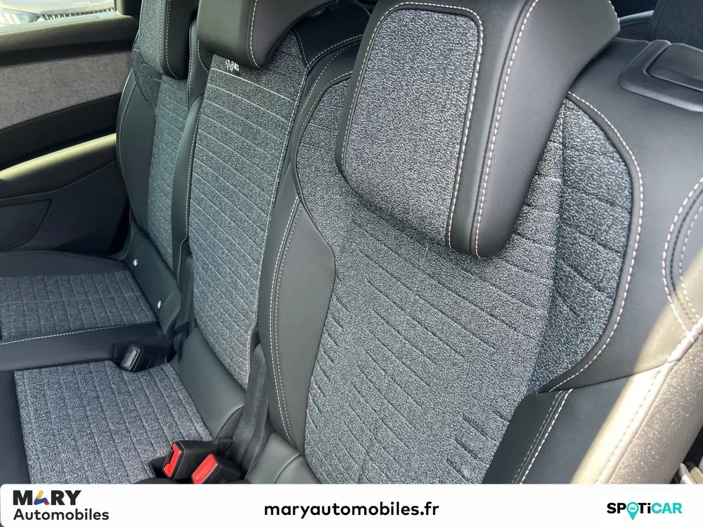 Véhicule occasion 1233601 - peugeot 5008 - Photo 8