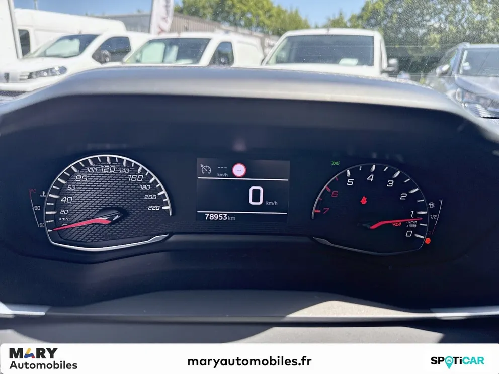 Véhicule occasion 1232492 - peugeot 208 - Photo 9