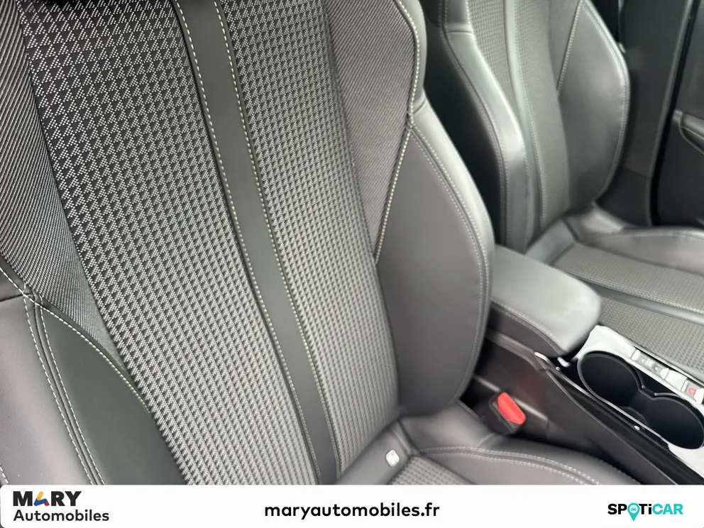 Véhicule occasion 1229957 - peugeot 208 - Photo 9