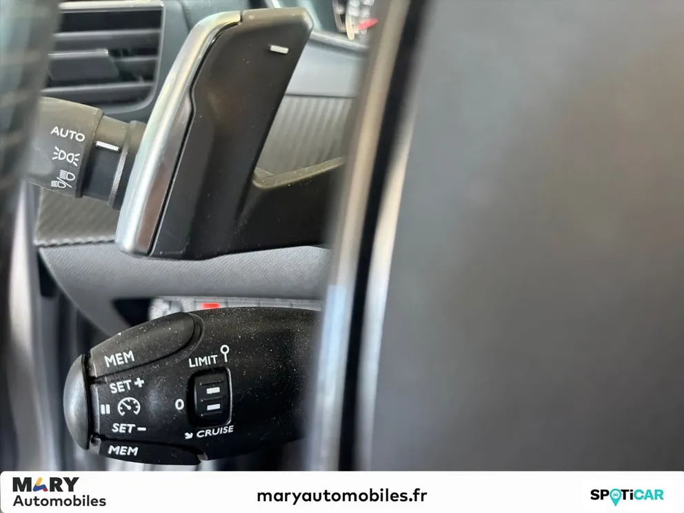 Véhicule occasion 1235819 - peugeot 208 - Photo 16
