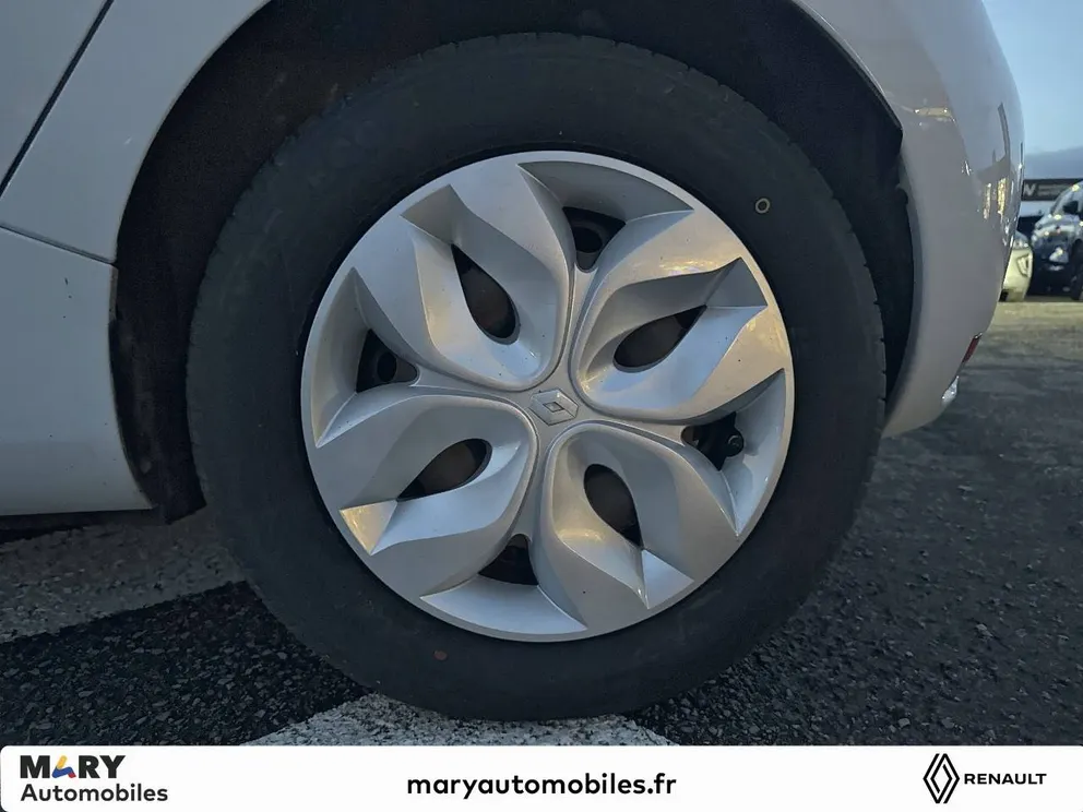 Véhicule occasion 201997 - renault ZOE - Photo 11