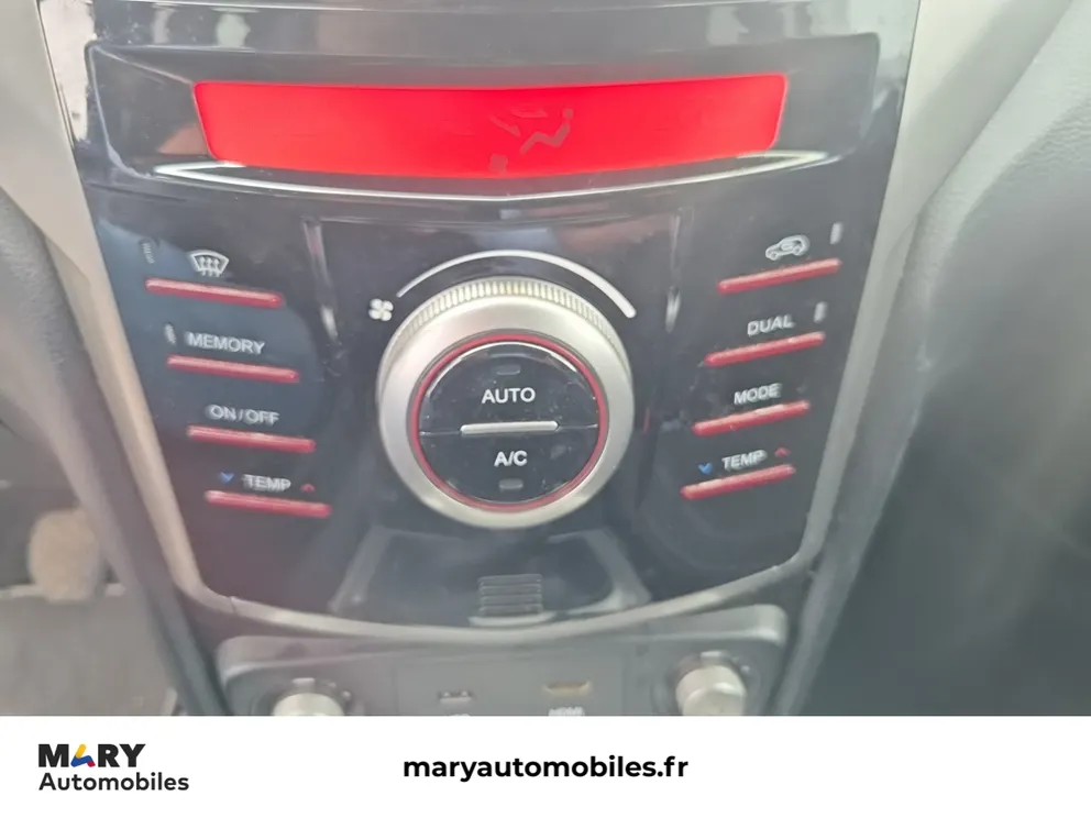 Véhicule occasion 1246068 - ssangyong TIVOLI - Photo 9