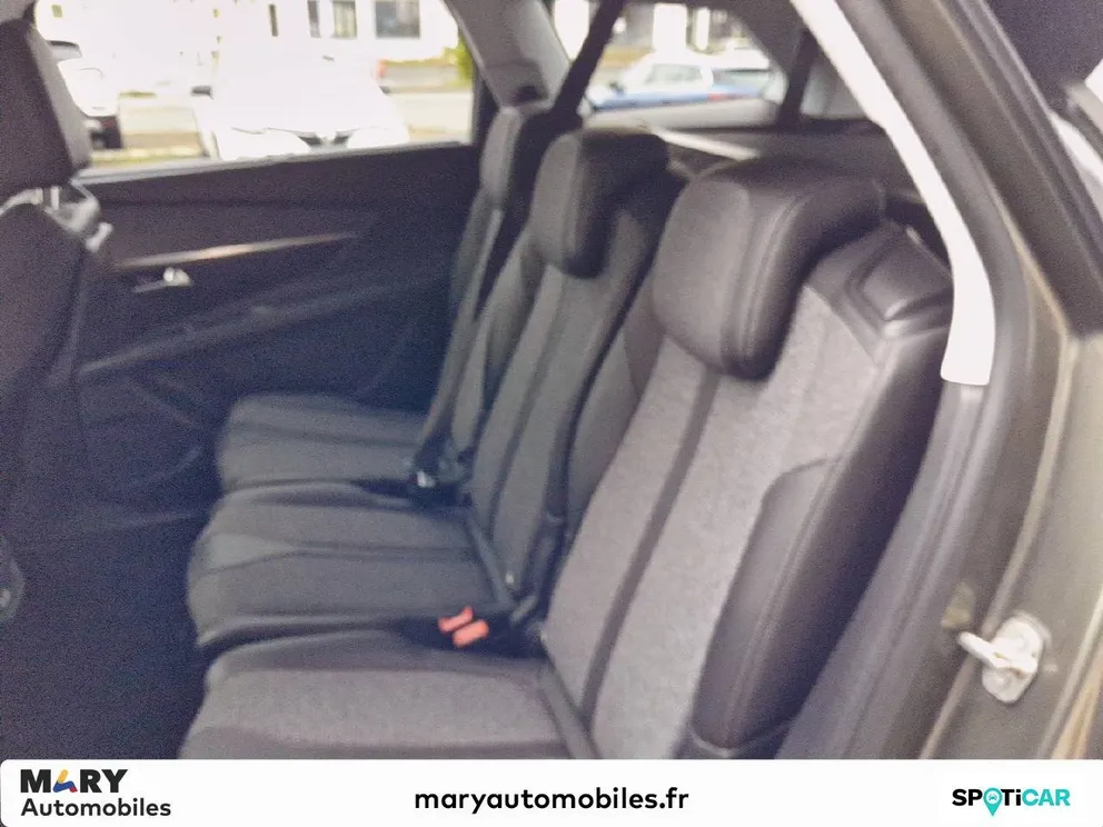 Véhicule occasion 223000 - peugeot 5008 - Photo 10