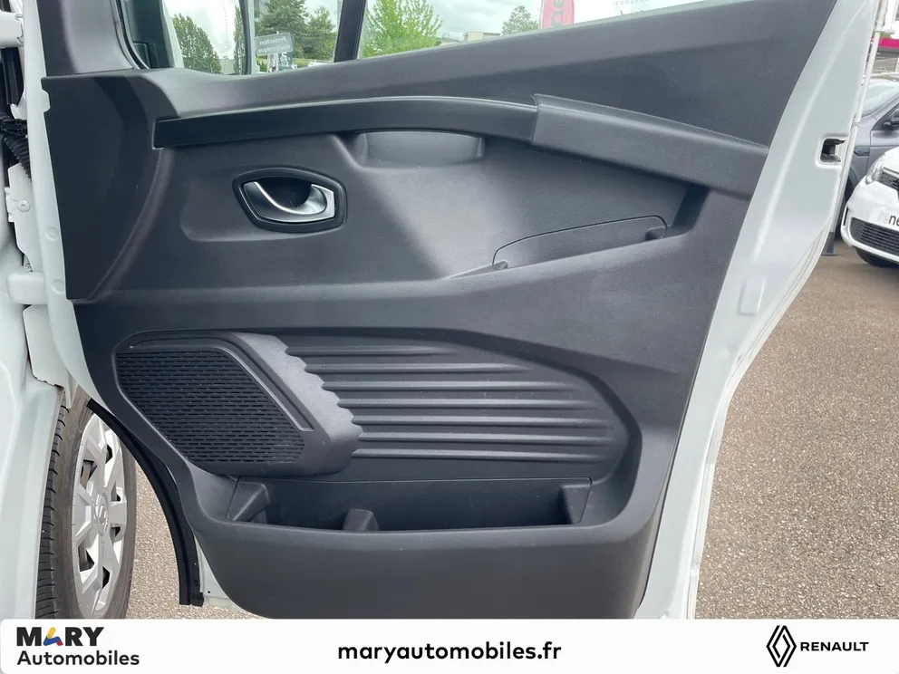Véhicule occasion 237919 - renault TRAFIC - Photo 11
