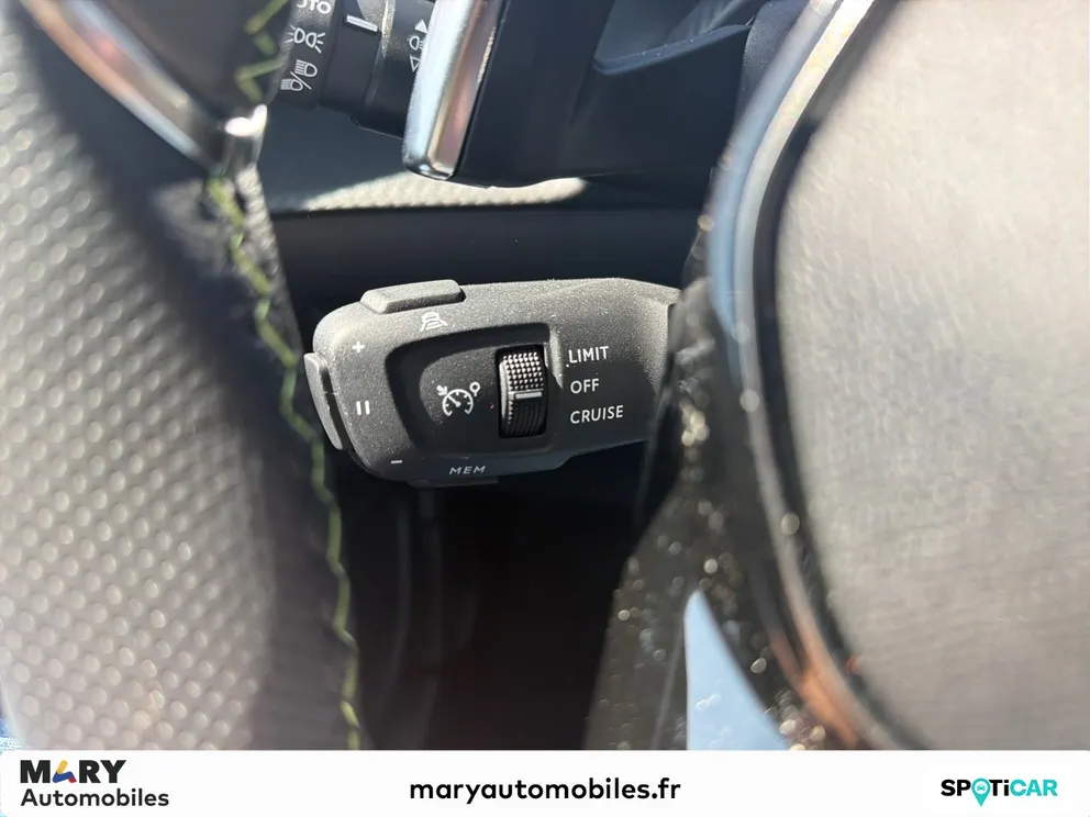 Véhicule occasion 1236368 - peugeot 2008 - Photo 17