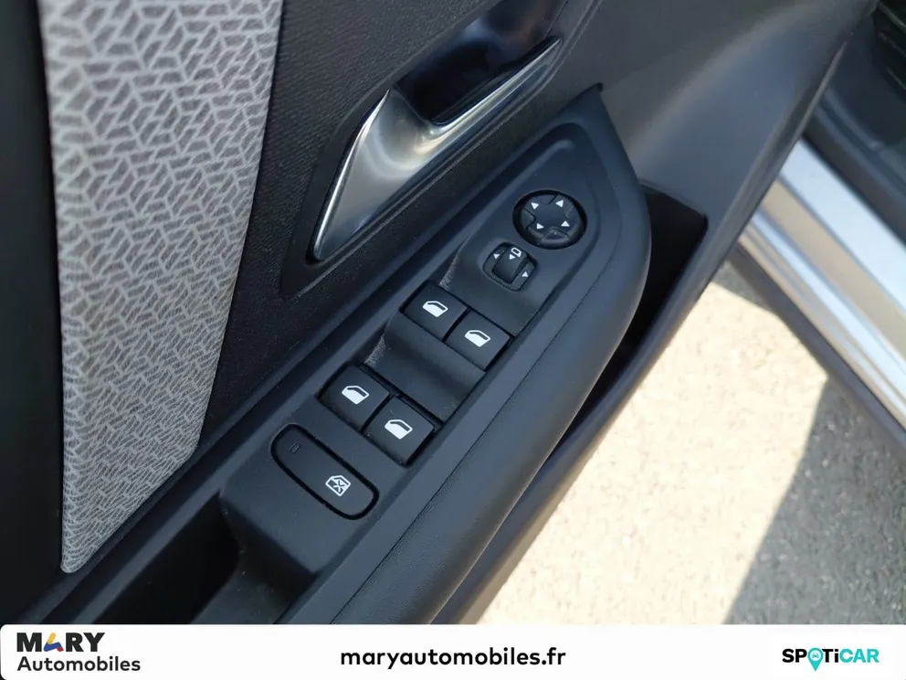 Véhicule occasion 1235889 - Citroën C4 - Photo 9