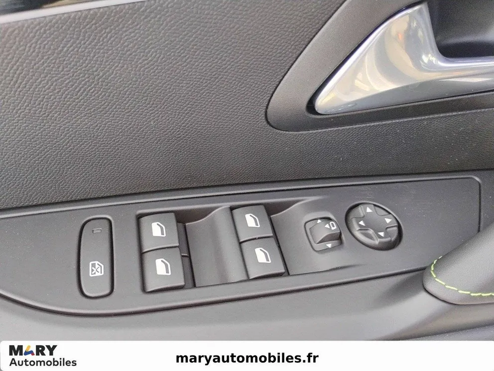 Véhicule occasion 192558 - peugeot 208 - Photo 12