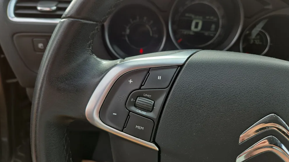 Véhicule occasion 1240448 - Citroën C4 - Photo 12