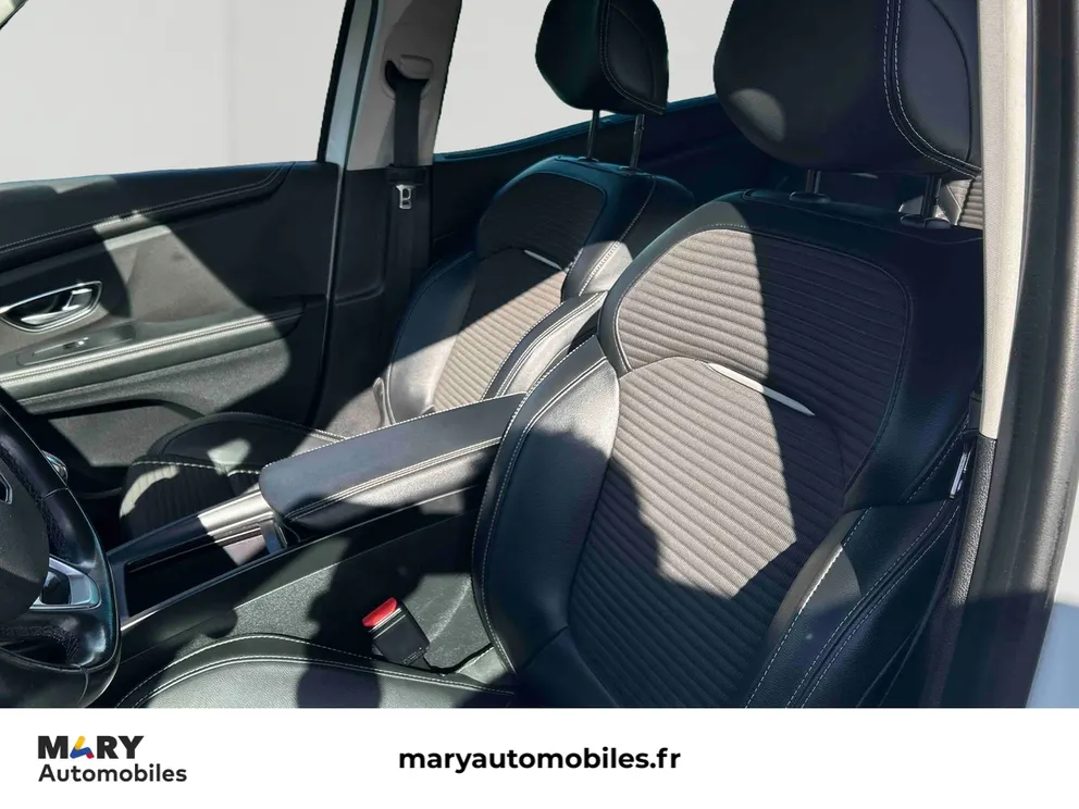 Véhicule occasion 1241701 - renault SCENIC - Photo 16