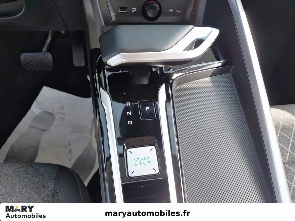 Véhicule occasion 1228997 - mg ZS - Photo 13