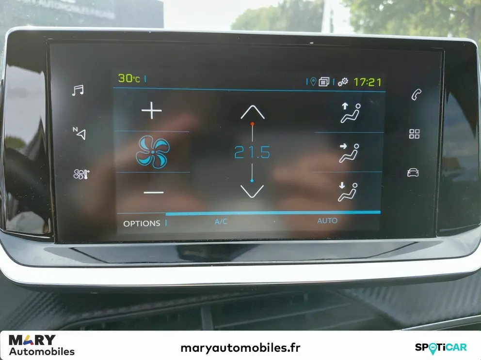 Véhicule occasion 1236388 - peugeot 208 - Photo 11