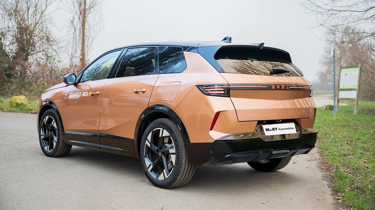 Nouveau Opel Grandland design exterieur arrière
