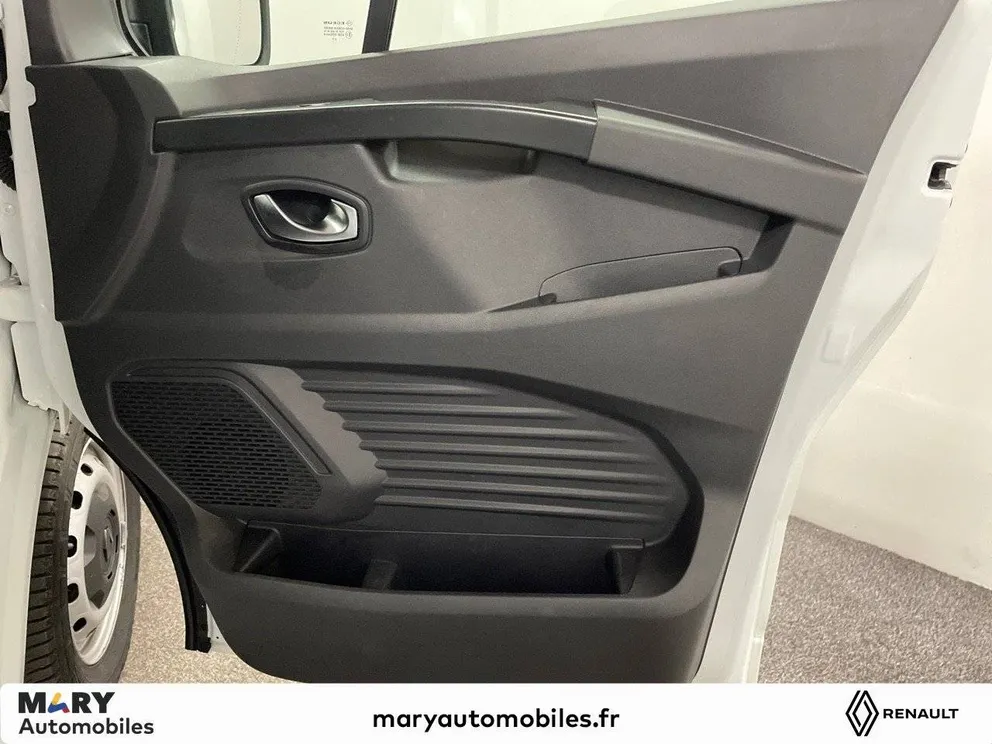 Véhicule occasion 195993 - renault TRAFIC - Photo 18