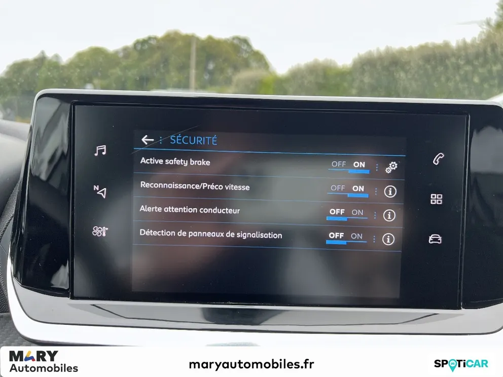 Véhicule occasion 1229855 - peugeot 208 - Photo 14