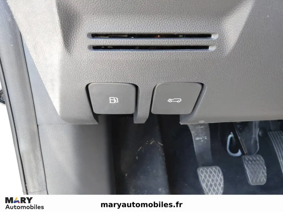 Véhicule occasion 234725 - mg ZS - Photo 15