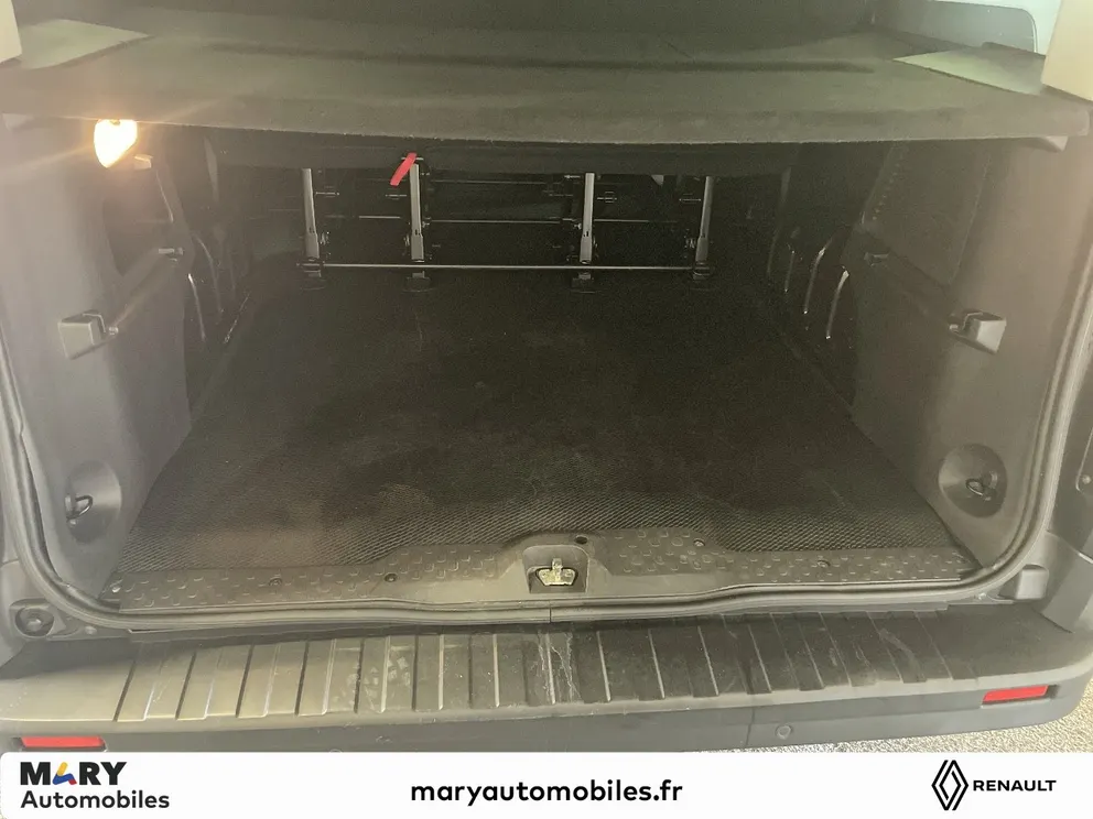Véhicule occasion 237871 - renault TRAFIC - Photo 8