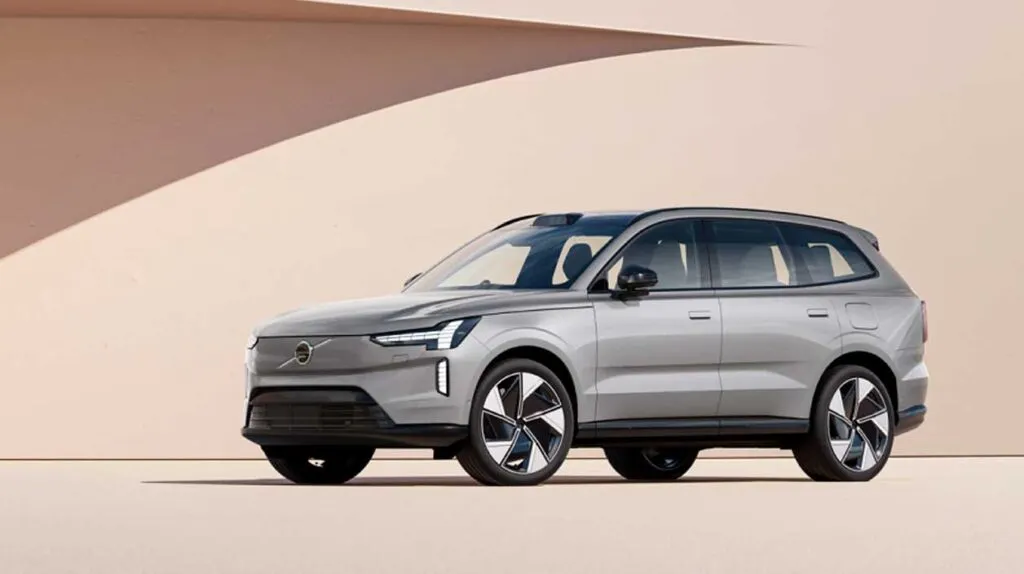 Volvo ex90 vue extérieure