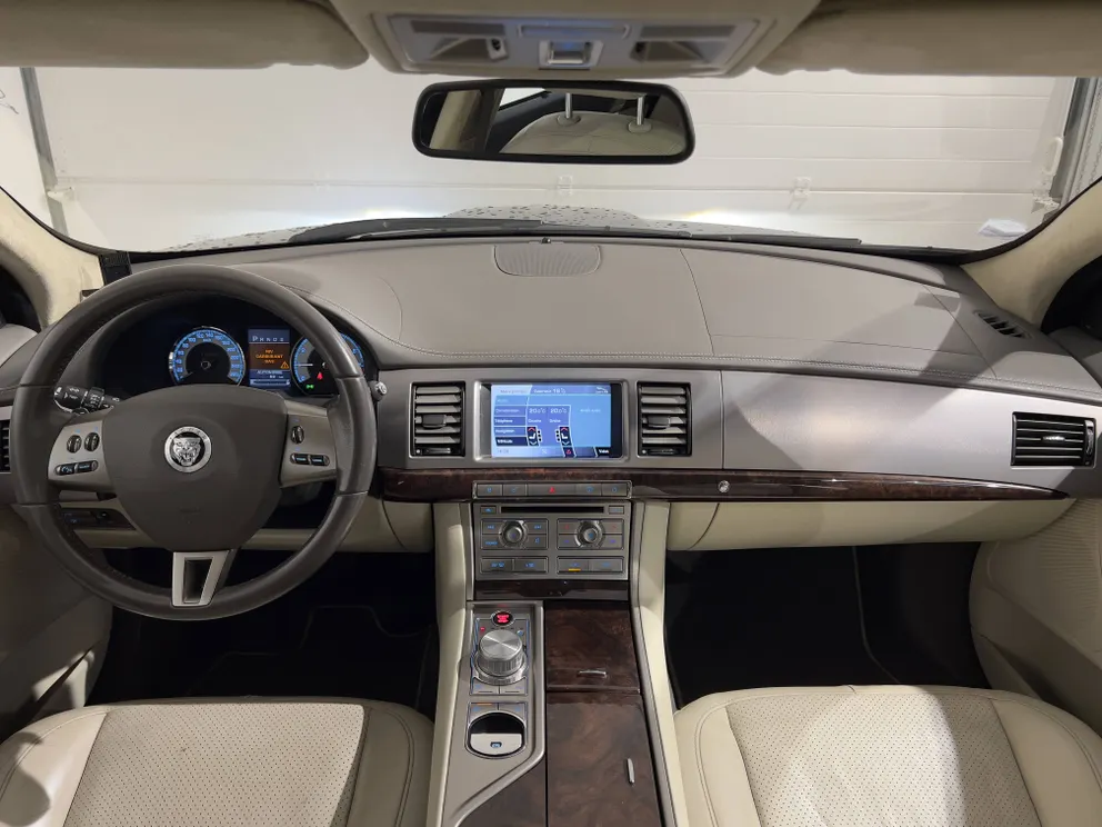 Véhicule occasion 77217 - jaguar XF - Photo 19