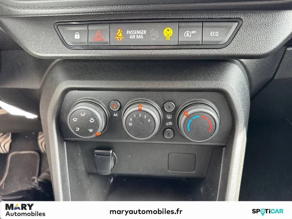 Véhicule occasion 1237031 - dacia SANDERO - Photo 12