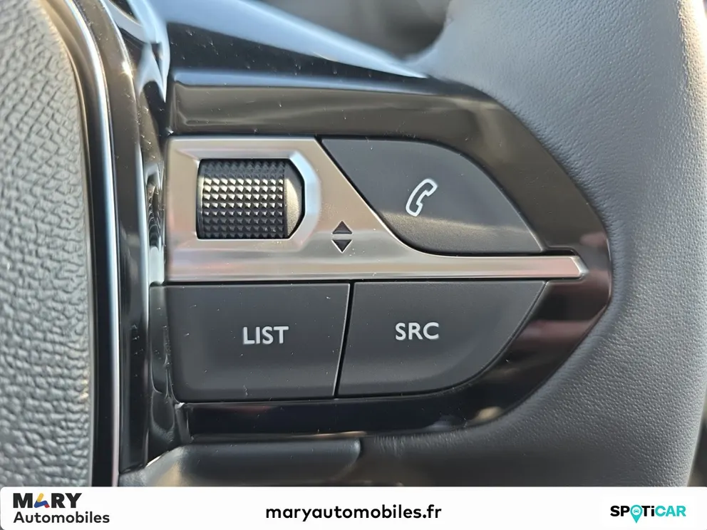 Véhicule occasion 1229446 - peugeot 208 - Photo 11