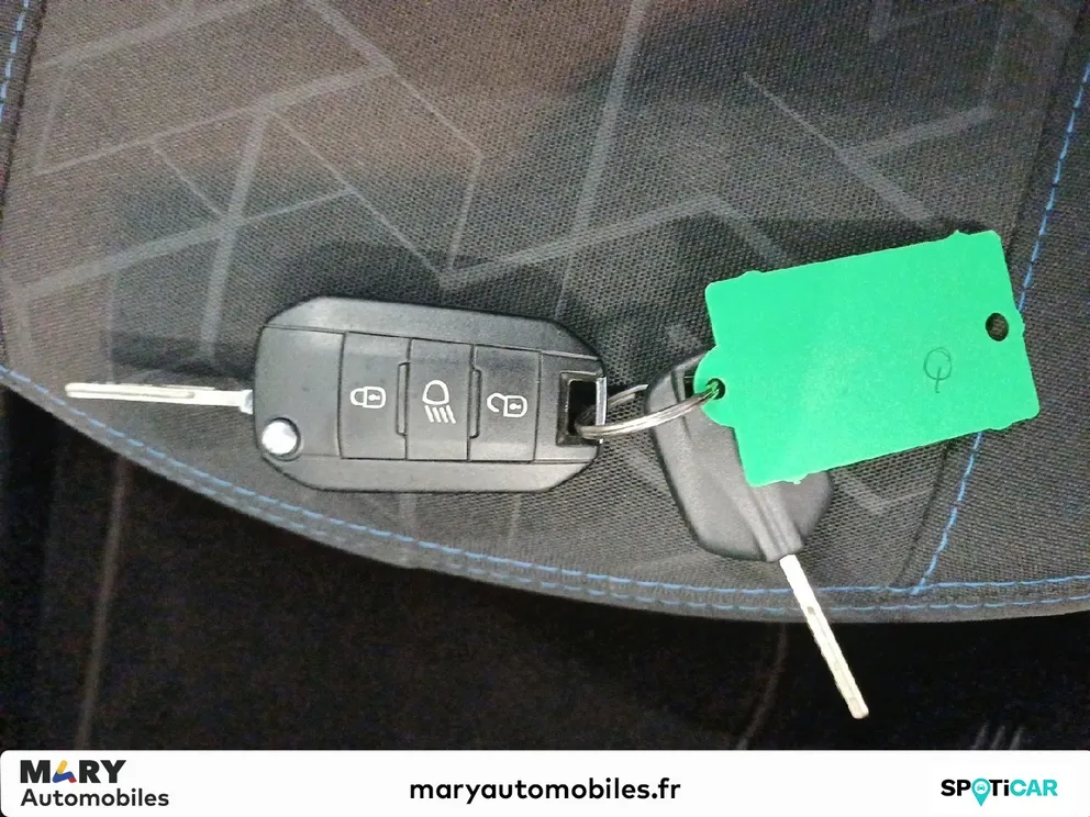 Véhicule occasion 1229498 - peugeot 2008 - Photo 12