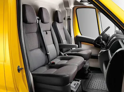 Opel Movano cabine intérieur