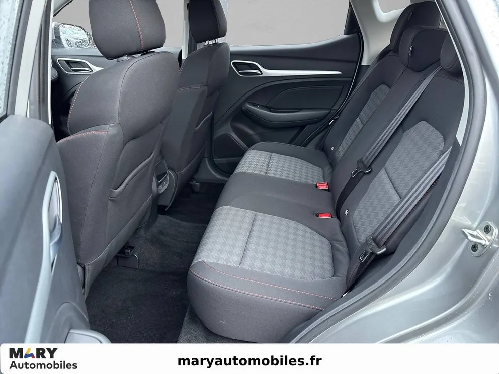 Véhicule occasion 213853 - mg ZS - Photo 9