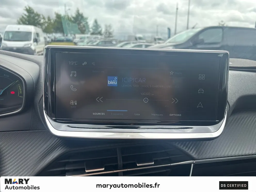 Véhicule occasion 1227975 - peugeot 2008 - Photo 9