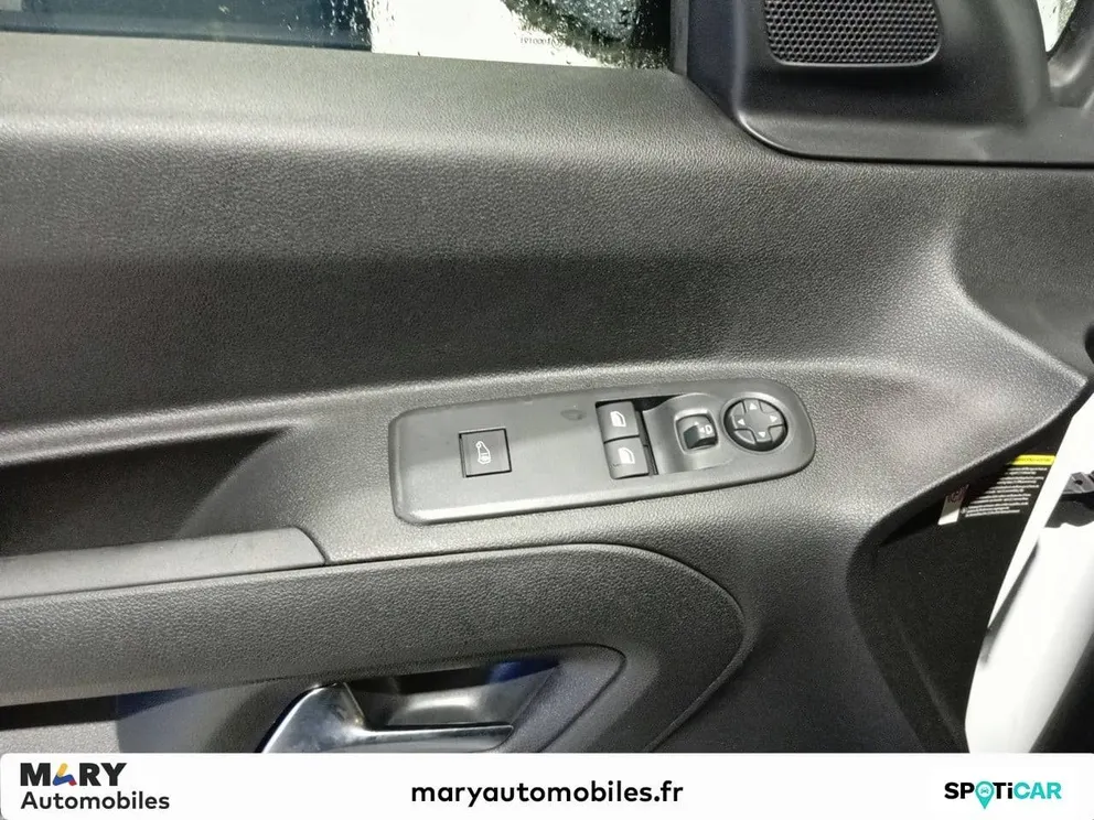 Véhicule occasion 219902 - opel COMBO - Photo 12