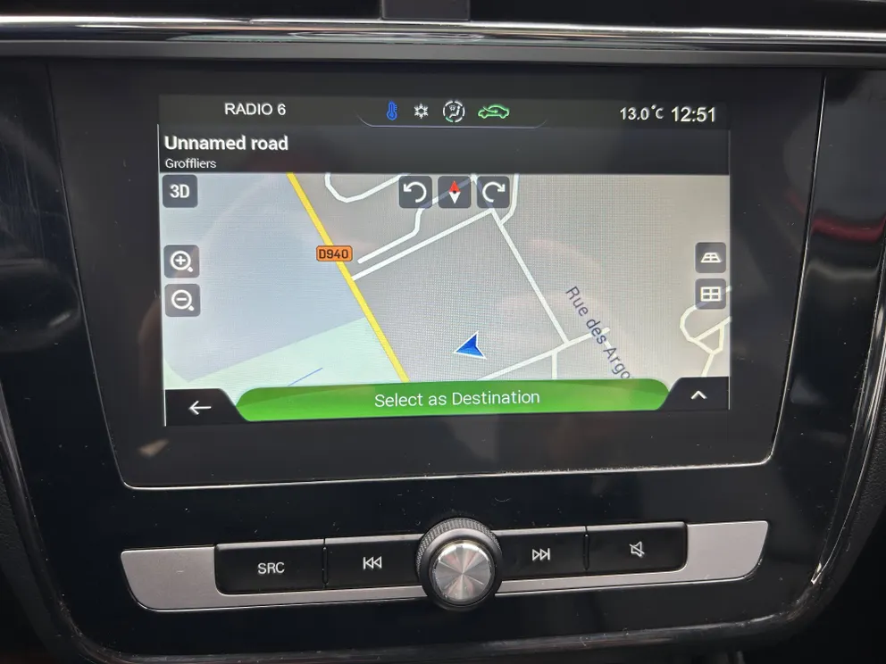 Véhicule occasion 203419 - mg ZS - Photo 17