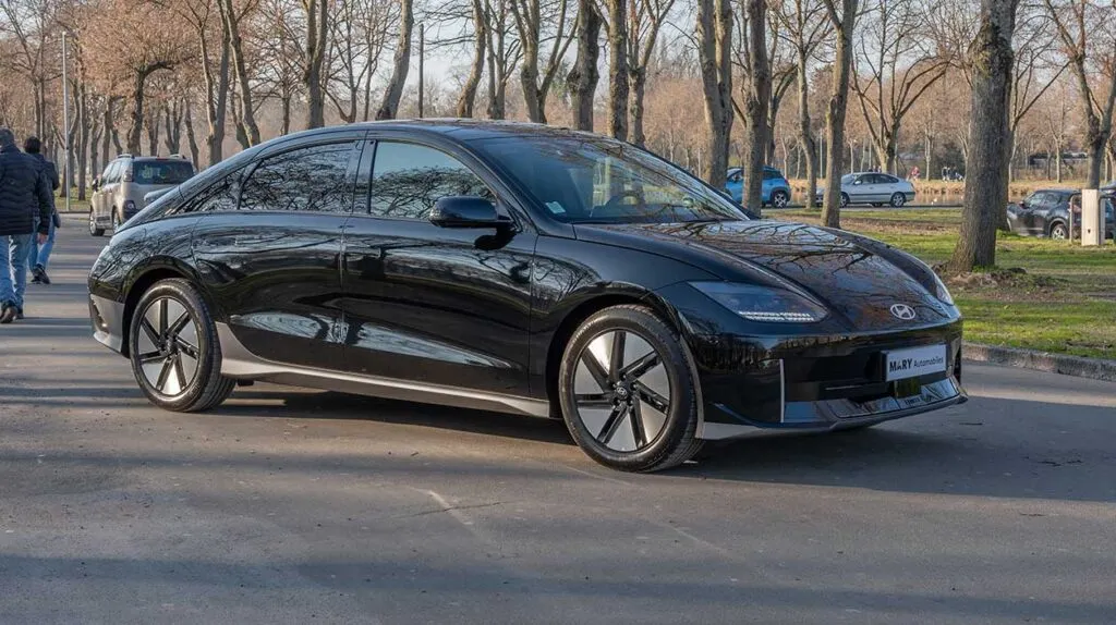 Hyundai Ioniq 6