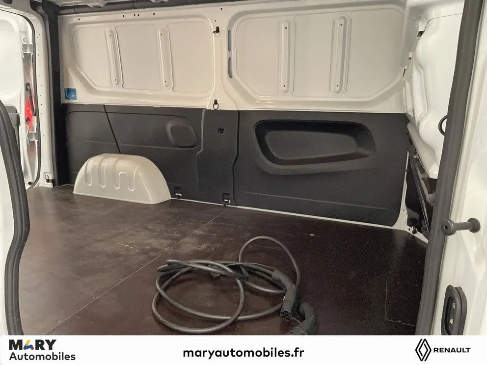 Véhicule occasion 1240531 - renault TRAFIC - Photo 10