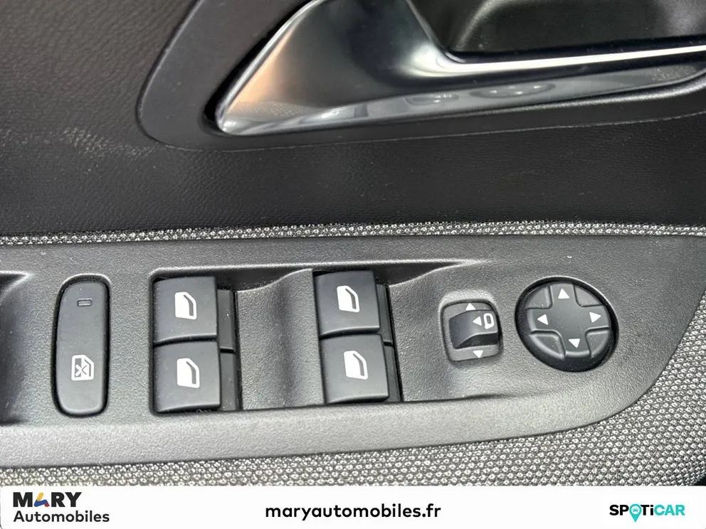 Véhicule occasion 219983 - peugeot 208 - Photo 16