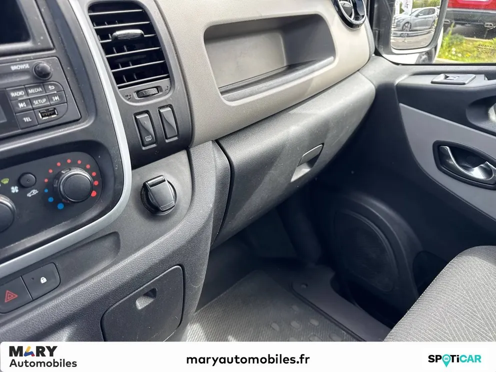 Véhicule occasion 218216 - renault TRAFIC - Photo 15