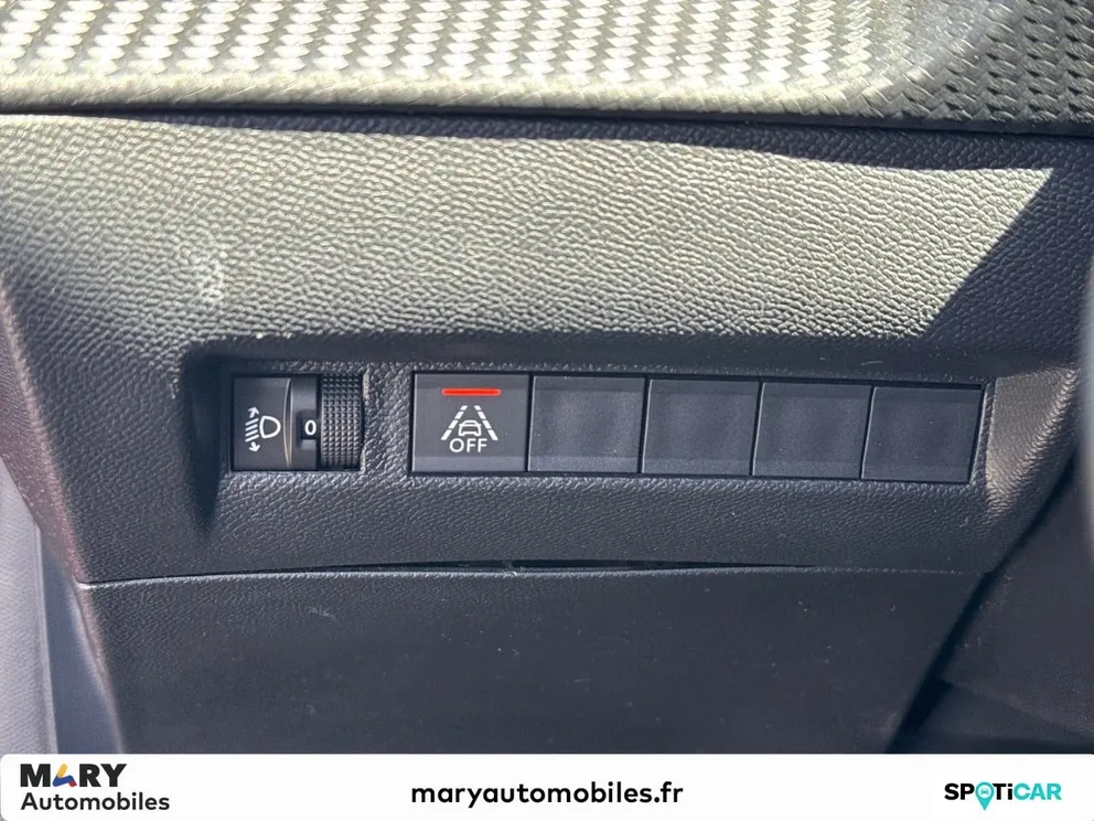 Véhicule occasion 1232492 - peugeot 208 - Photo 12