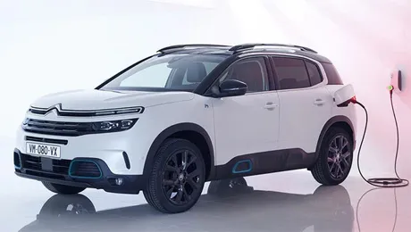 Citroën C5 AIRCROSS qui se recharge