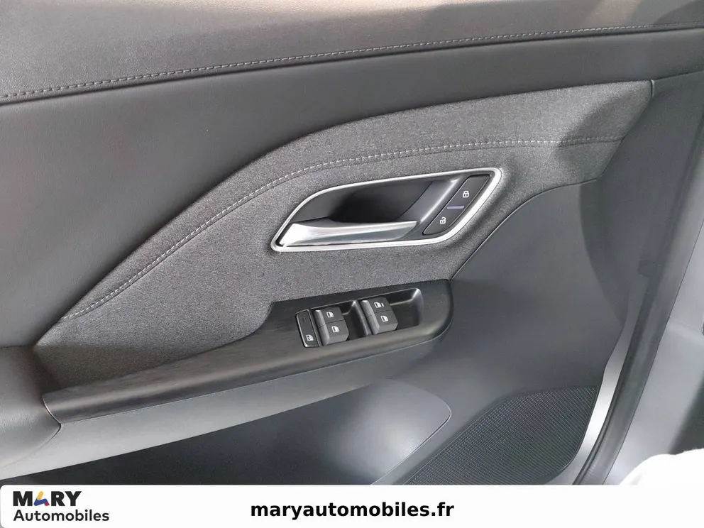 Véhicule occasion 257894 - mg ZS - Photo 17