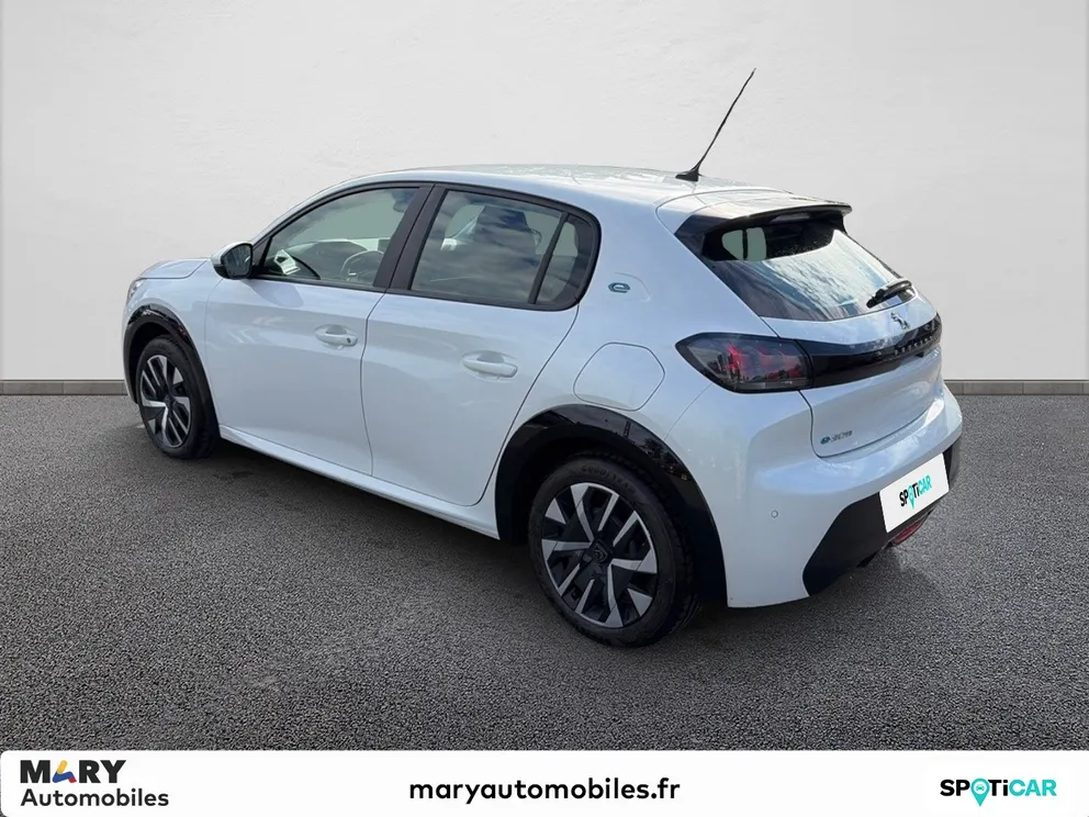 Véhicule occasion 239081 - peugeot 208 - Photo 2