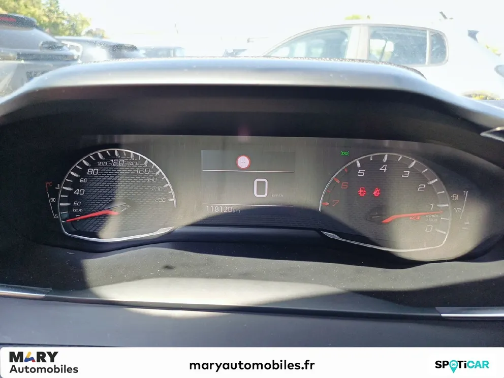 Véhicule occasion 1232761 - peugeot 208 - Photo 10