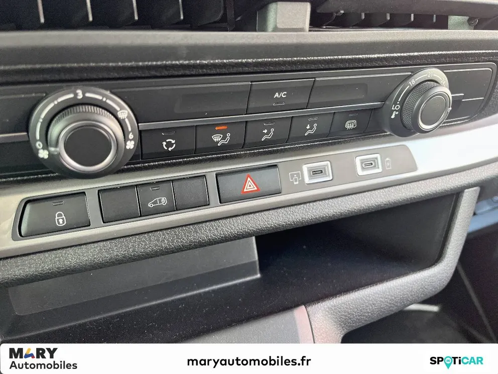 Véhicule occasion 225813 - Citroën JUMPY - Photo 13